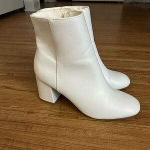 Elegant White Ankle Boots